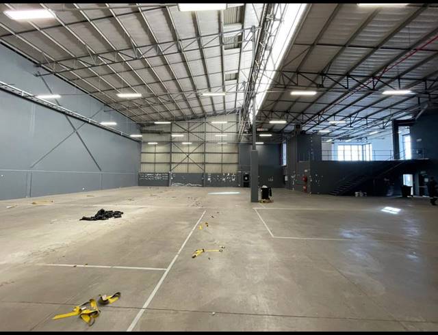 INDUSTRIAL PROPERTY TO RENT IN LOUWLARDIA